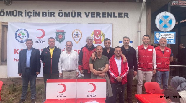 88 ÜNİTE KAN TOPLANDI