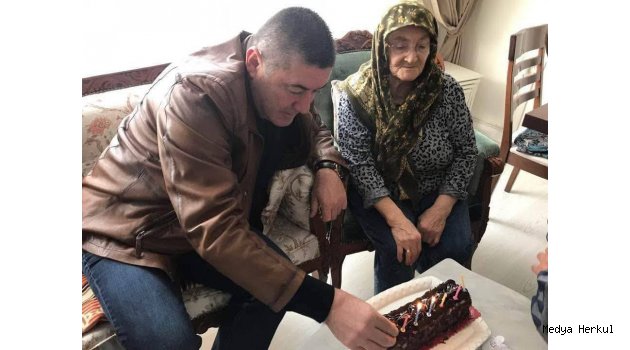 BAŞKAN TEKİN'İN ANNE ACISI
