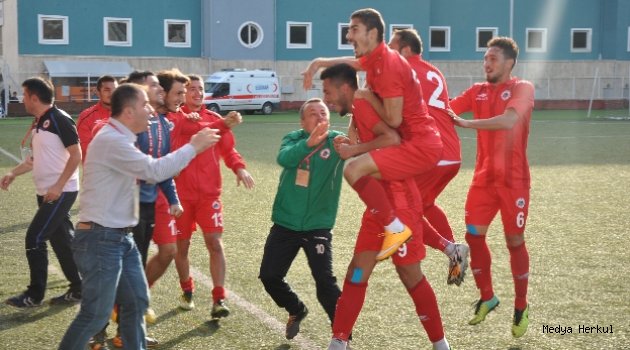 SERDİVAN ENGELİNİ DE AŞTIK: 2-1