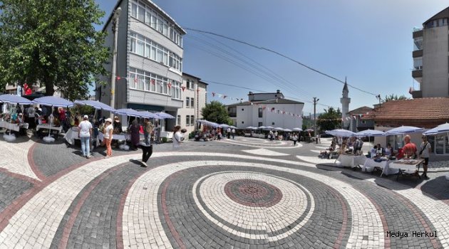 TARİHİ AKKUYU MEYDANI AĞUSTOS AYI PROGRAMI AÇIKLANDI