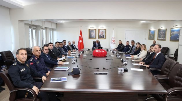 ZONGULDAK'TA YILBAŞI ÖNCESİ GÜVENLİK VE ASAYİŞ TOPLANTISI